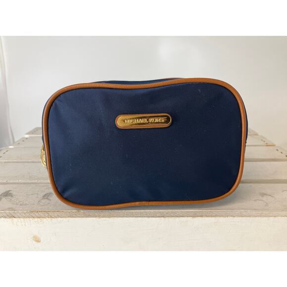 MICHAEL KORS, SMALL NAVY BLUE NYLON BROWN TRIM POUCH - Picture 1 of 16